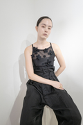 Flower Embroidery Tank Top（BLK）