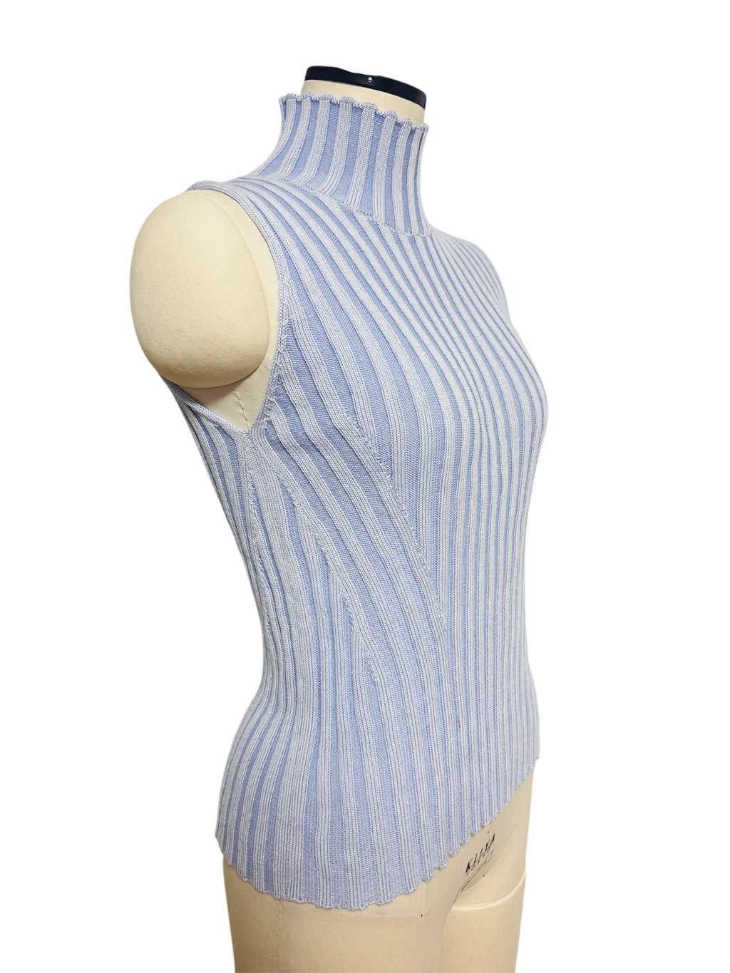 NO-SLEEVE STRIPED RIB KNIT TOP (BLU)