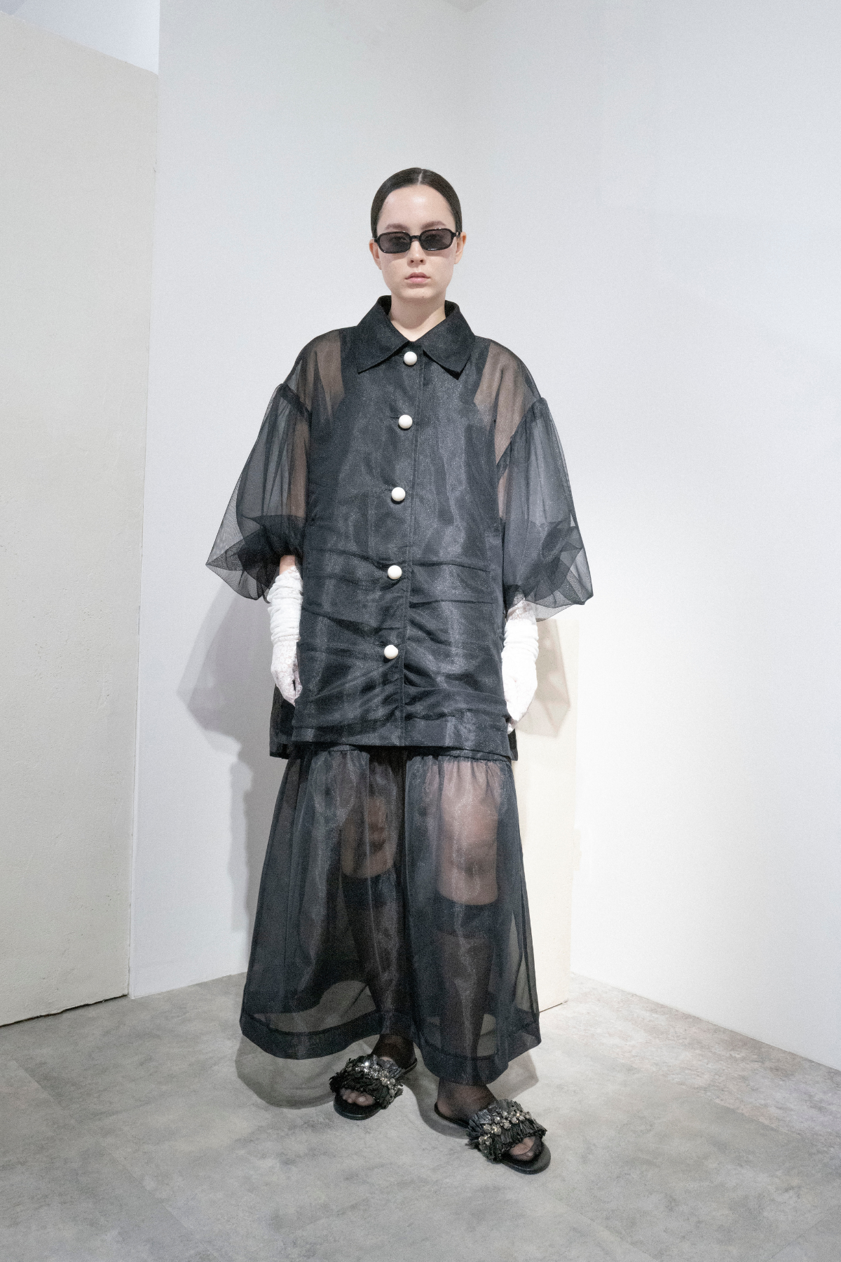 Tulle Stand-collar Pearl Coat