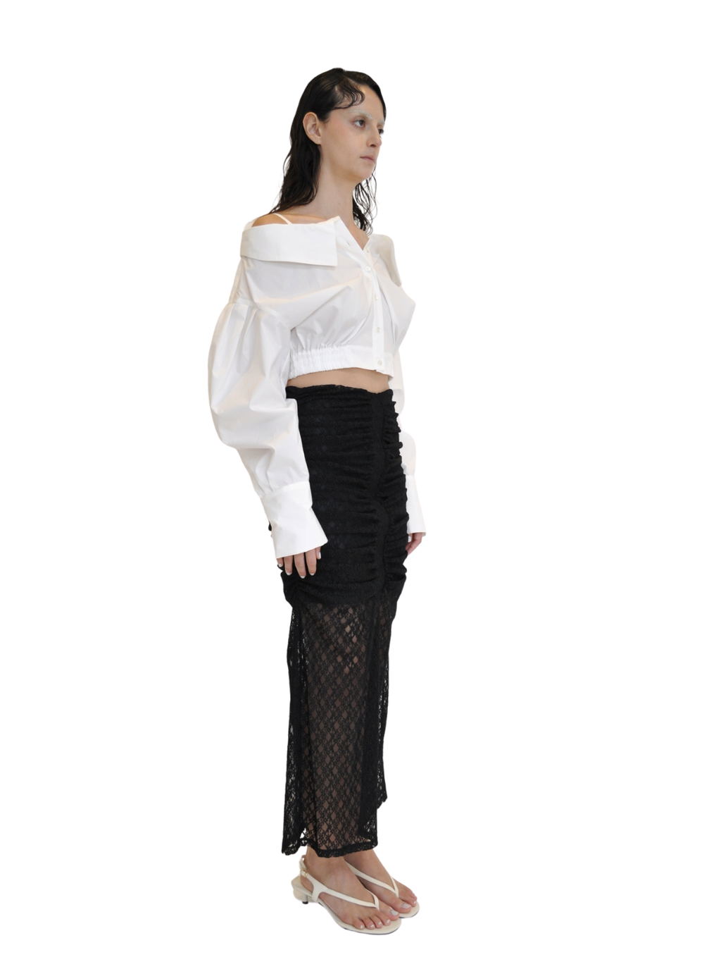 【Pre-Order】Off-Shoulder Cropped Shirt（WHT）