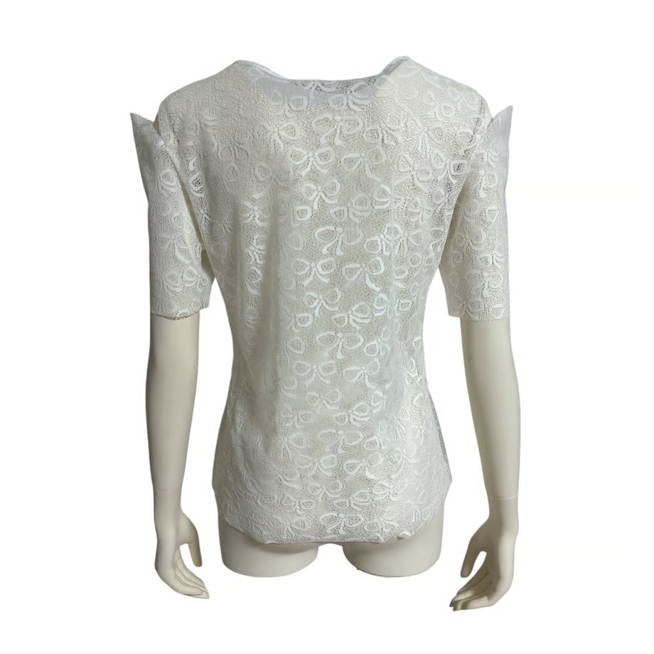 BOW PATTERN LACE HALF-SLEEVE TOP（WHT）